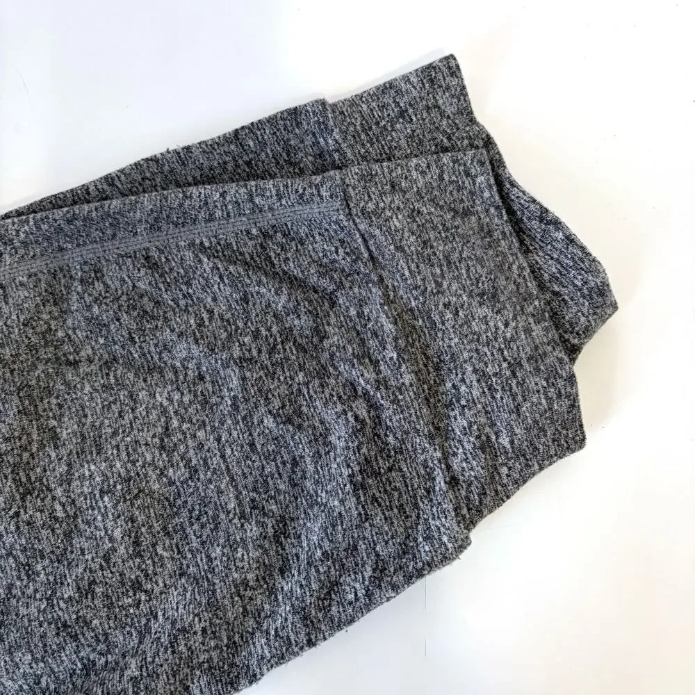 Vuori Performance Jogger Pants Heather Grey Women Size M DreamKnit VW303